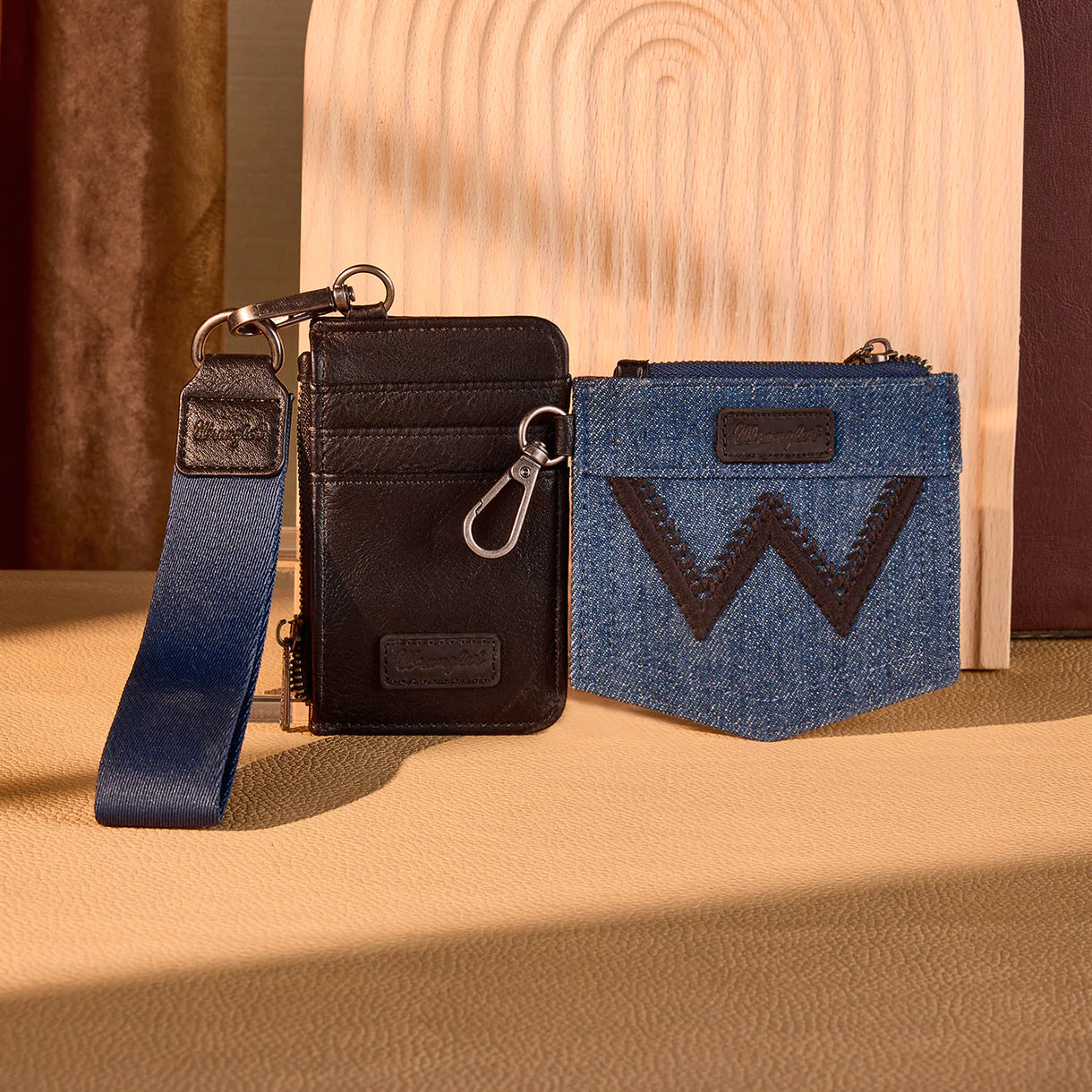 Wrangler logo "W" Embroidered Dual Pouch Wristlet - Black
