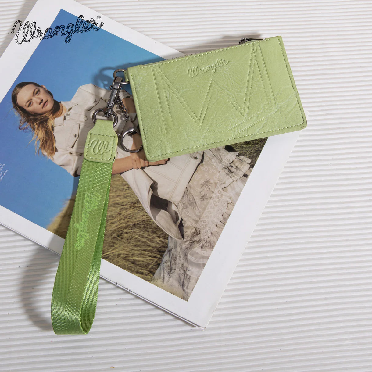 Wrangler Solid Color Key Chain Wristlet Card Wallet - Light Green